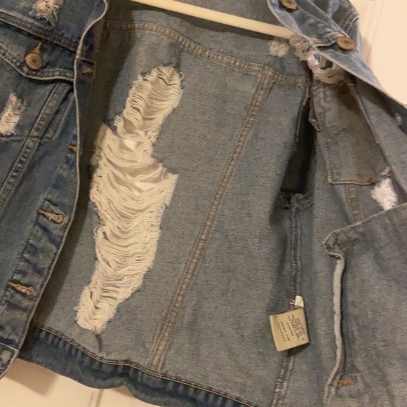 Distressed denim jean jacket - Picture 2 of 9